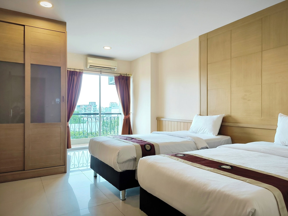 Superior Twin Room photo 2
