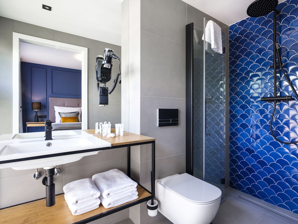 Standard Double Room - Photo 4