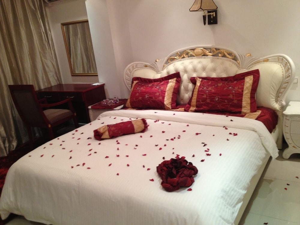 Deluxe Room, Balcony