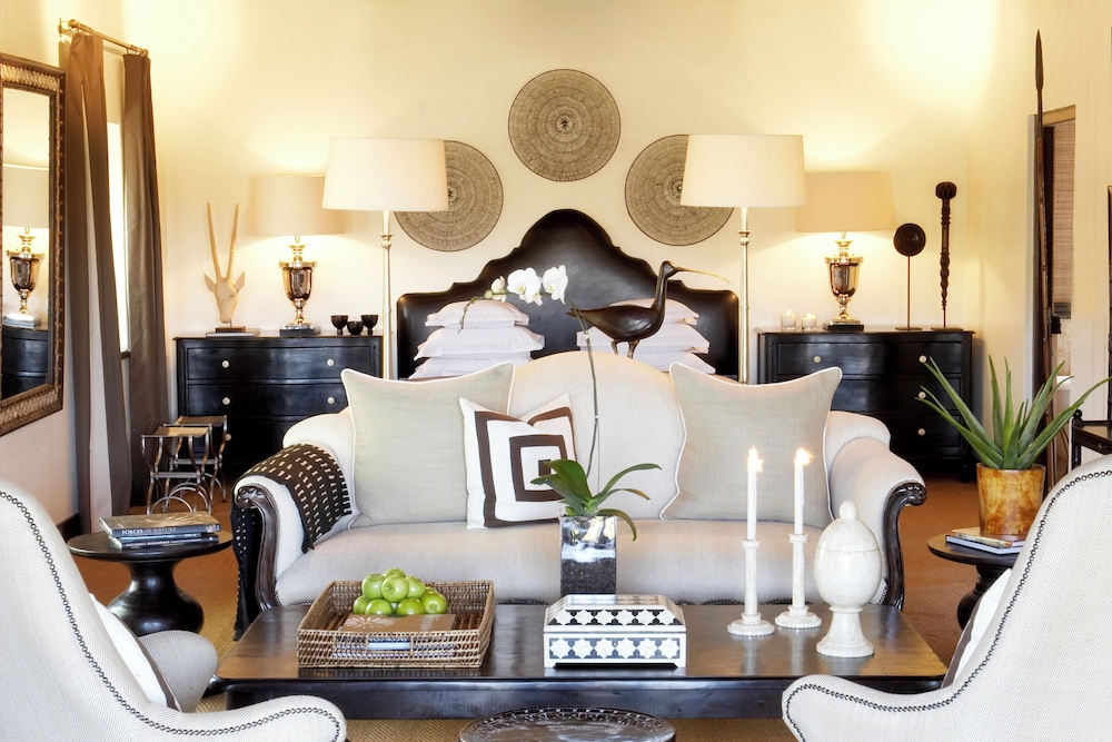 Deluxe Room - Photo 12