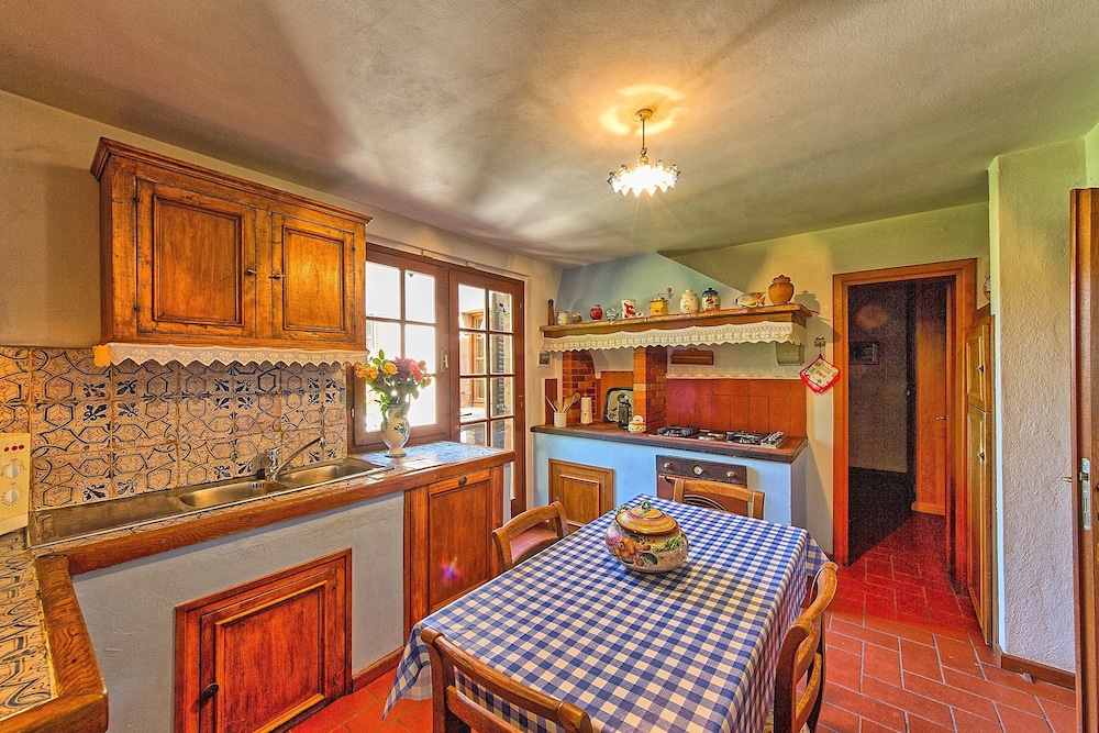 Villa, 4 Bedrooms (Villa San Savino) photo 2