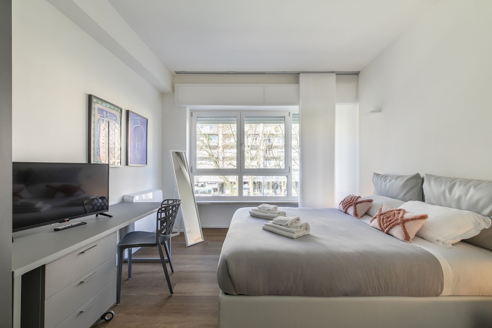 Apartment 3A