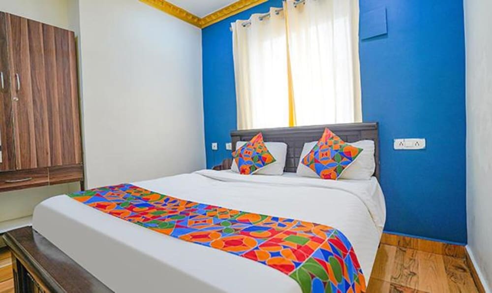 Deluxe Room - Photo 2
