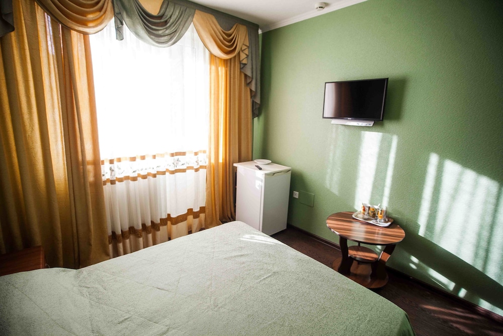 Comfort Double or Twin Room, 1 Queen Bed photo 2