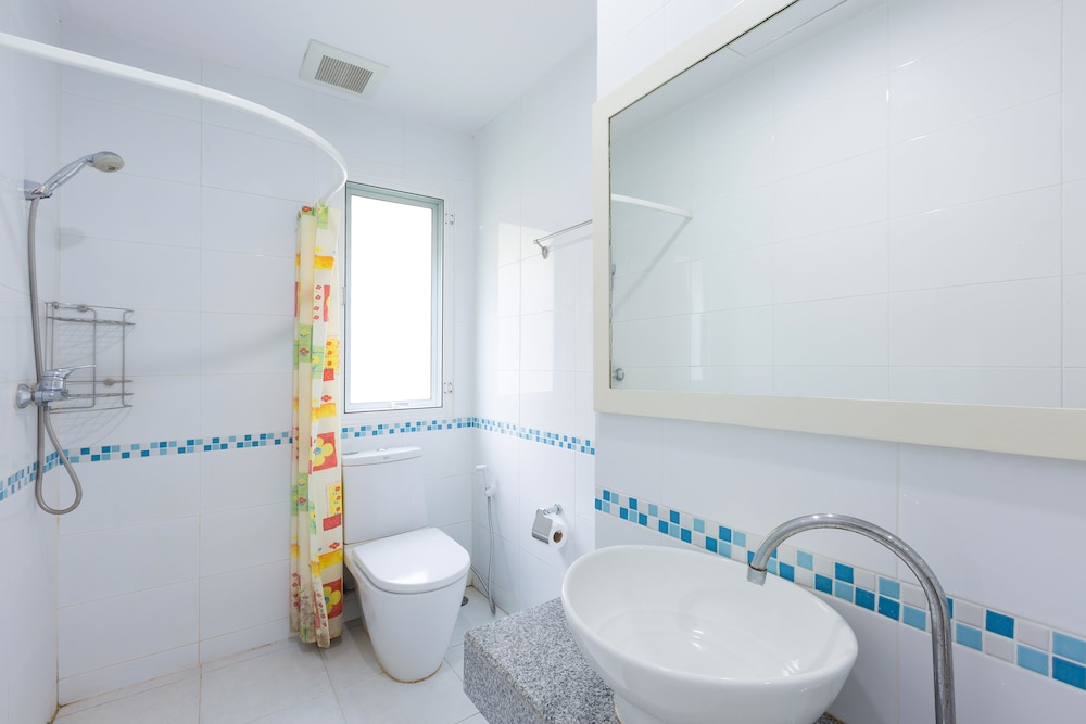 3 Bedroom Apartment with Garden View (No WiFi in room) photo 3