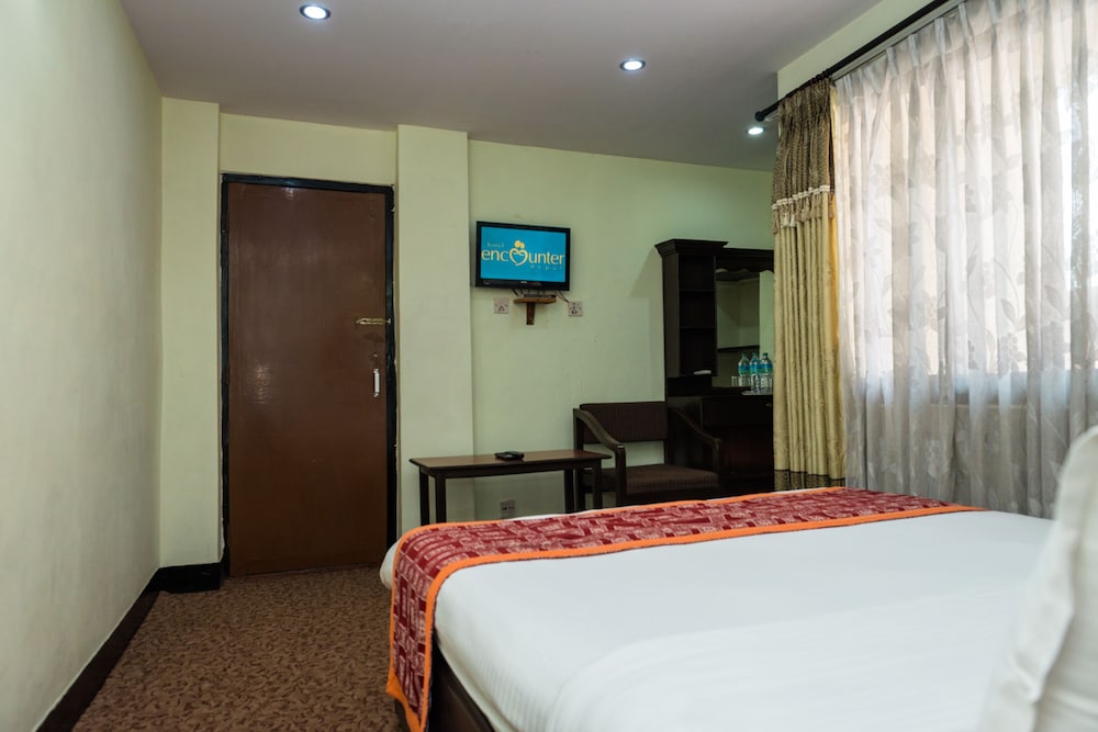 Standard Double Room - Photo 7