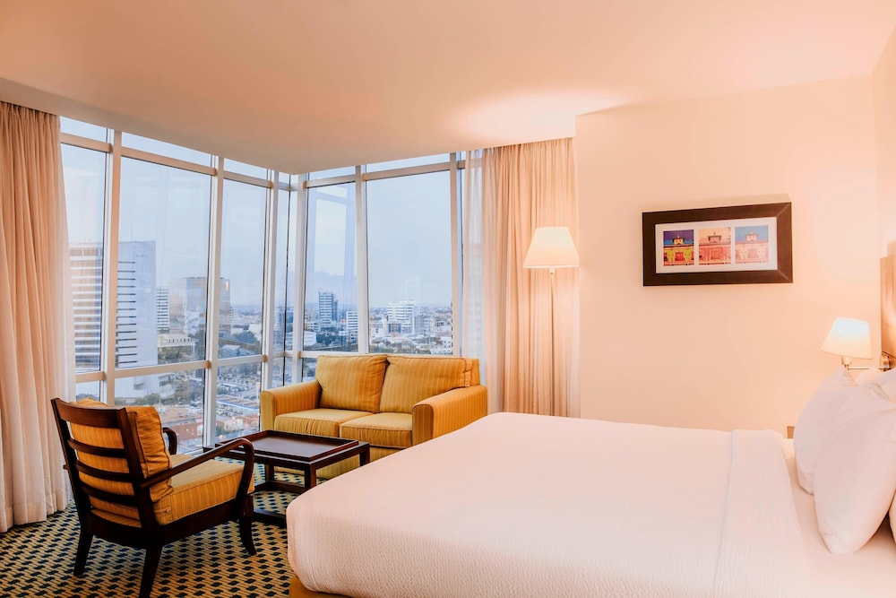 Junior Suite, Multiple Beds, City View - Photo 3