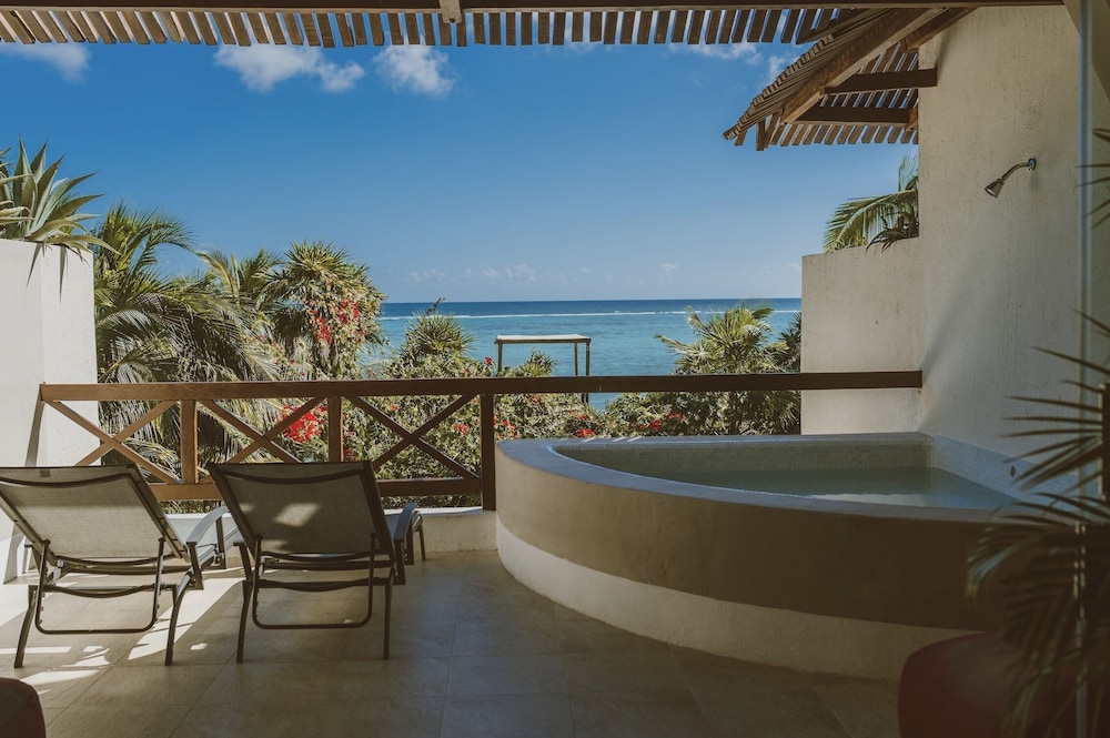 Superior Deluxe Suite Ocean View