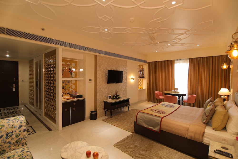 Family Room - Photo 3