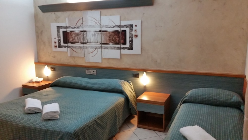 Triple Room photo 3