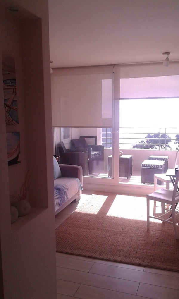 Economy Apartment, 1 Bedroom, Beach View, Sea Facing photo 3
