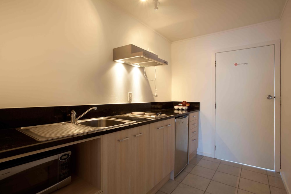 Premier Studio - Photo 11
