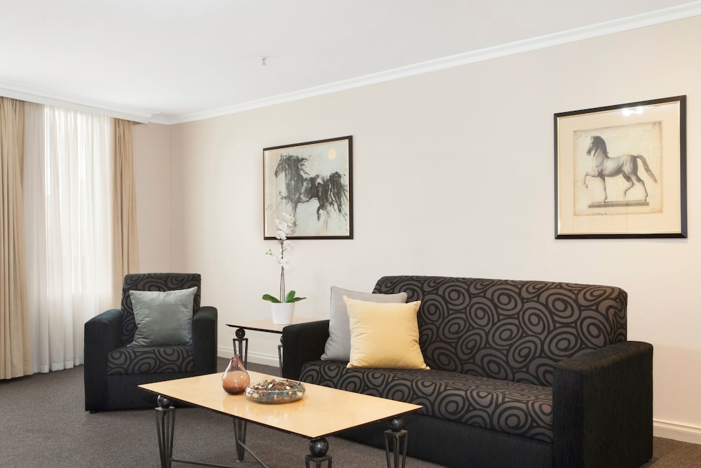 One Bedroom Spa Apartment - Photo 4