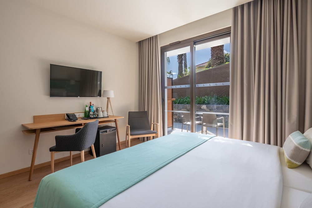 Twin Room, Garden View - Photo 6