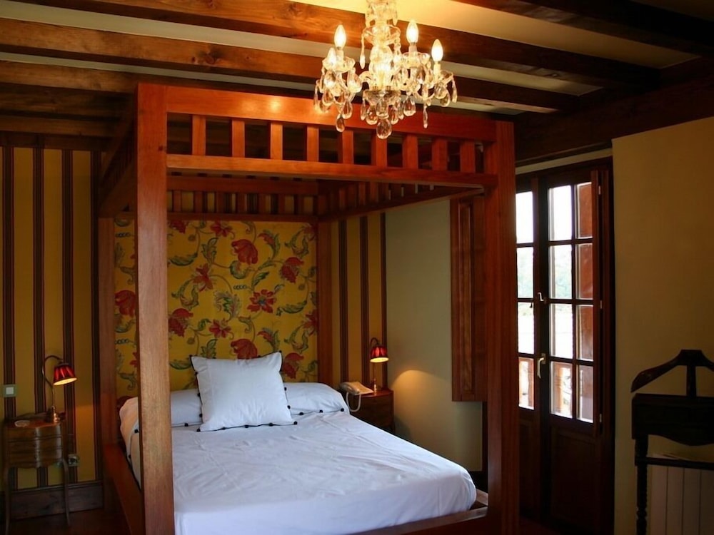 Habitación Doble o con Dos Camas, con Baño_PRIVADO