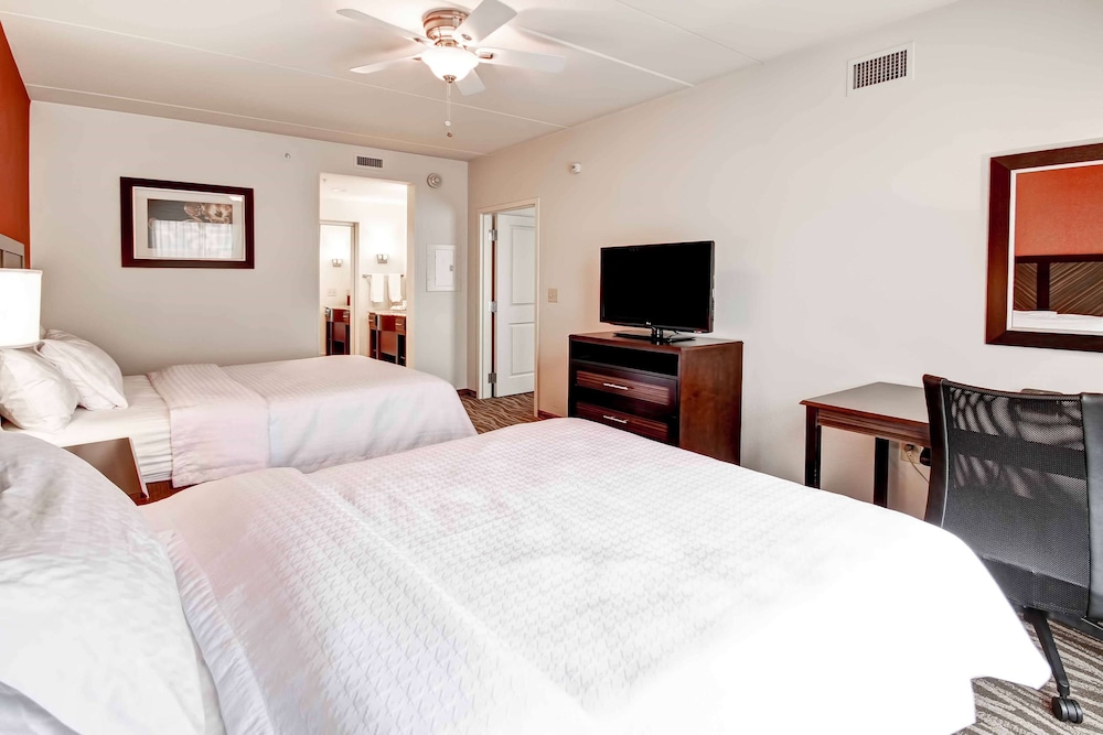 Suite, 1 Bedroom, Non Smoking - Photo 2