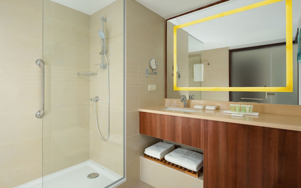 Junior Suite, 1 Bedroom - Photo 10