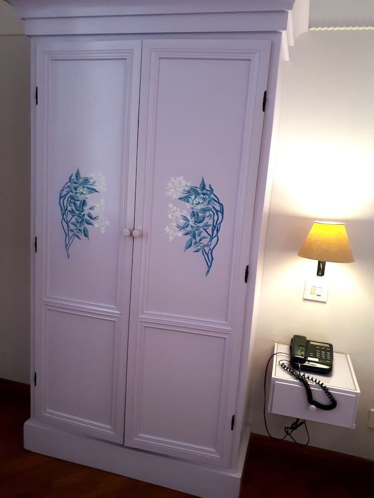 Economy Double Room photo 3