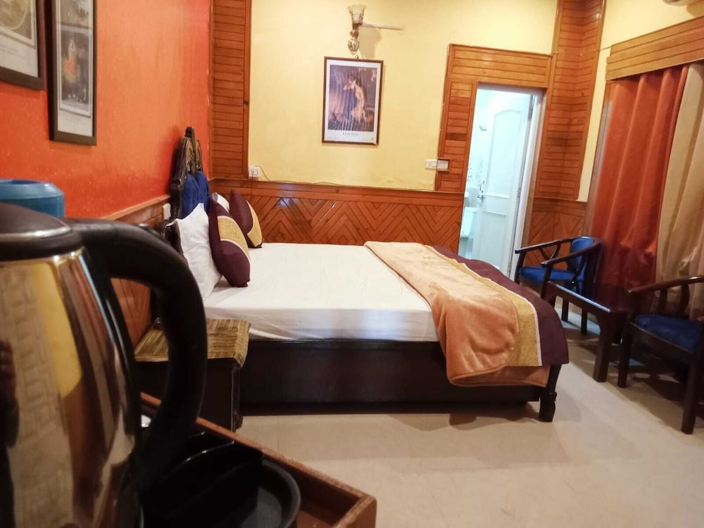 Premium Room - Photo 11