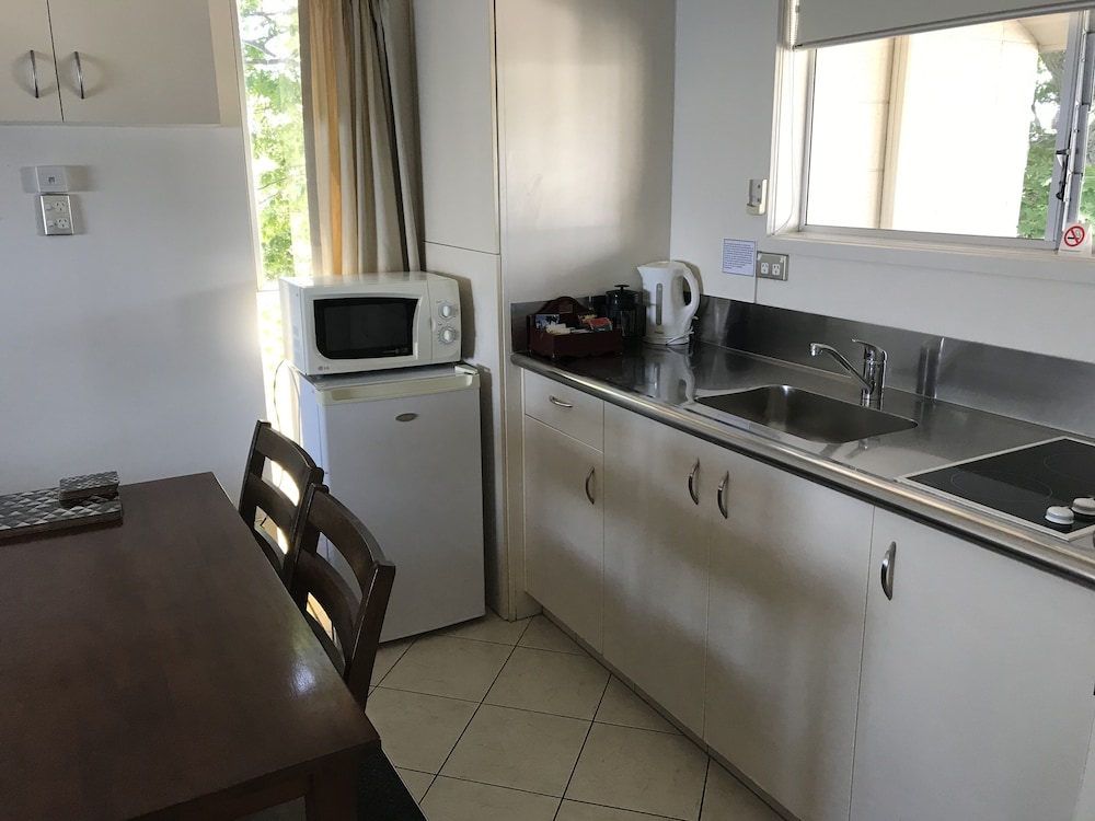 Family Apartment, 1 Bedroom, Lake View photo 3