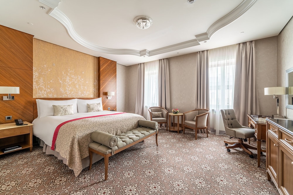Superior Double Room, City View