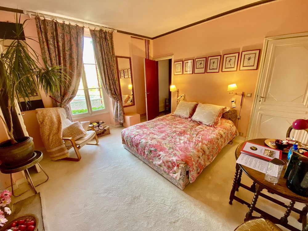 Superior Double Room, Courtyard View - 2nd Floor photo 1