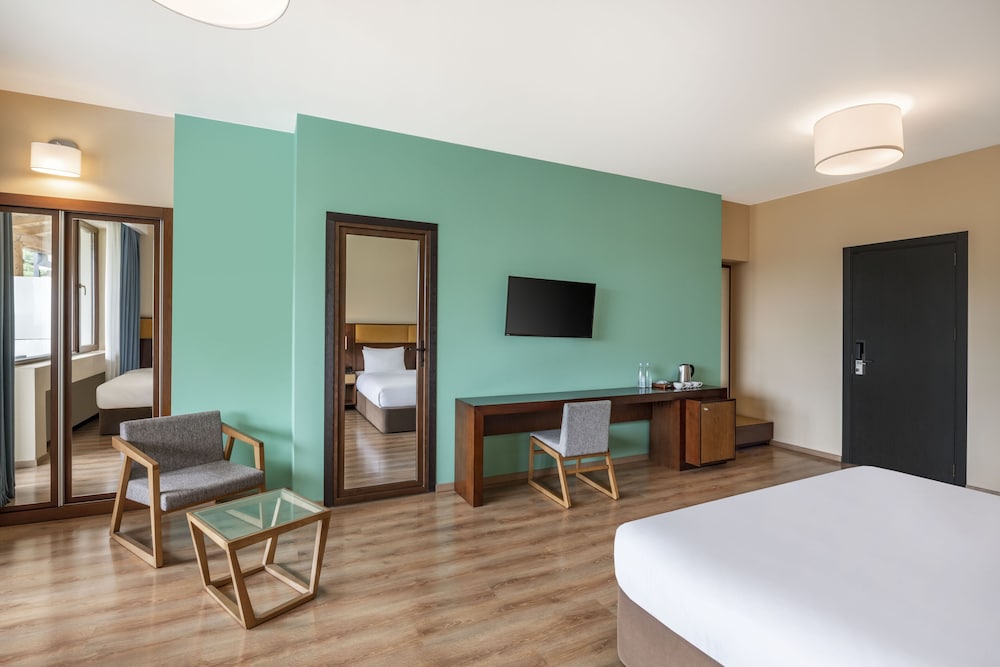 Standard Room (Family)