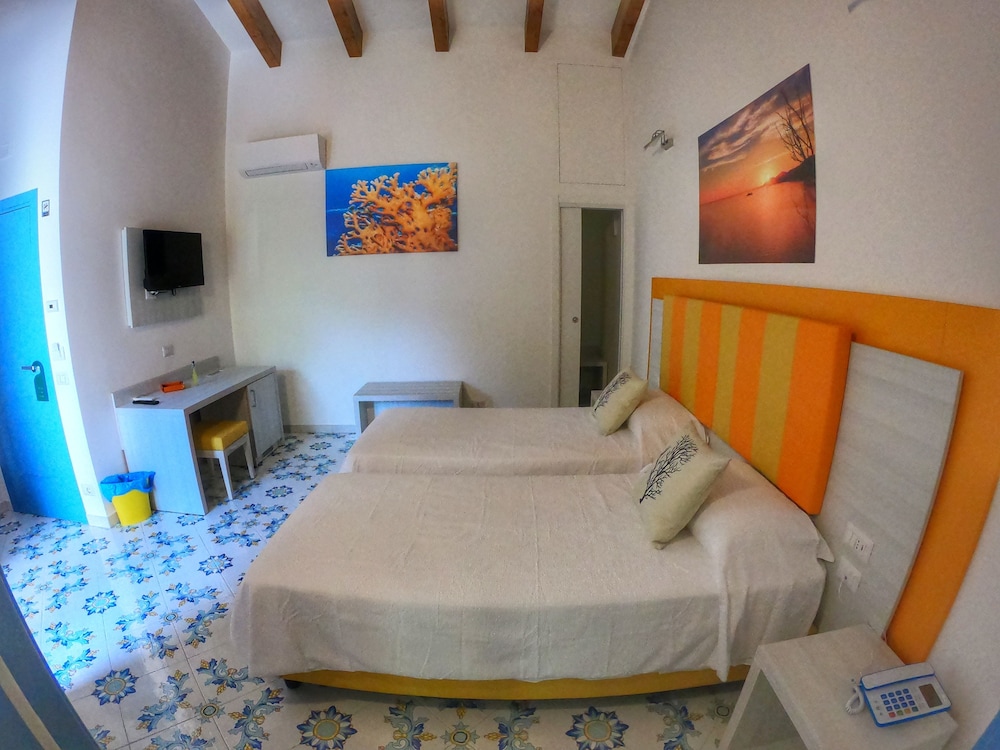 Superior Double or Twin Room, 1 Queen Bed, Garden View - Photo 9