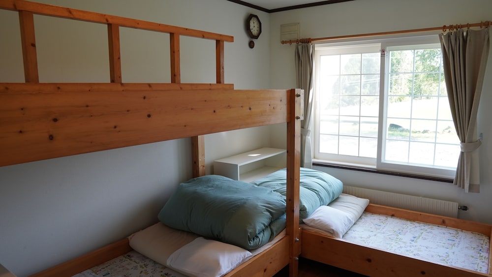 Basic Single Room, Mountain View photo 1