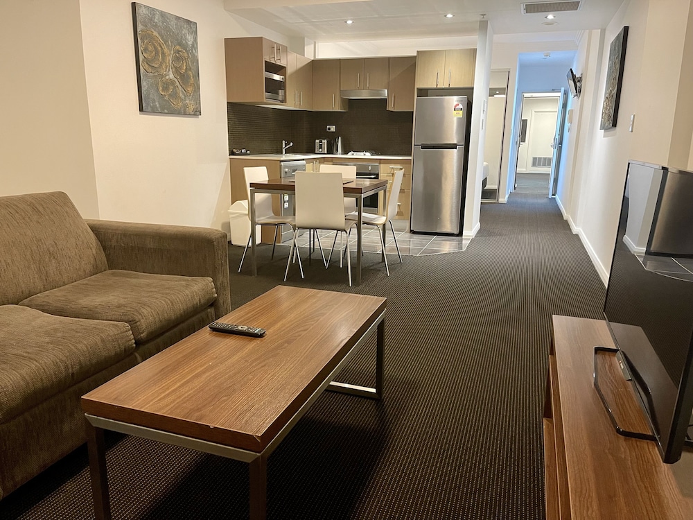 Executive Studio Apartment (Limited Housekeeping)