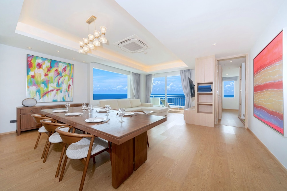 Exclusive Apartment, 2 Bedrooms, Balcony, Ocean View photo 1