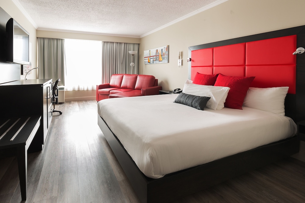 Standard Room, 1 King Bed photo 3