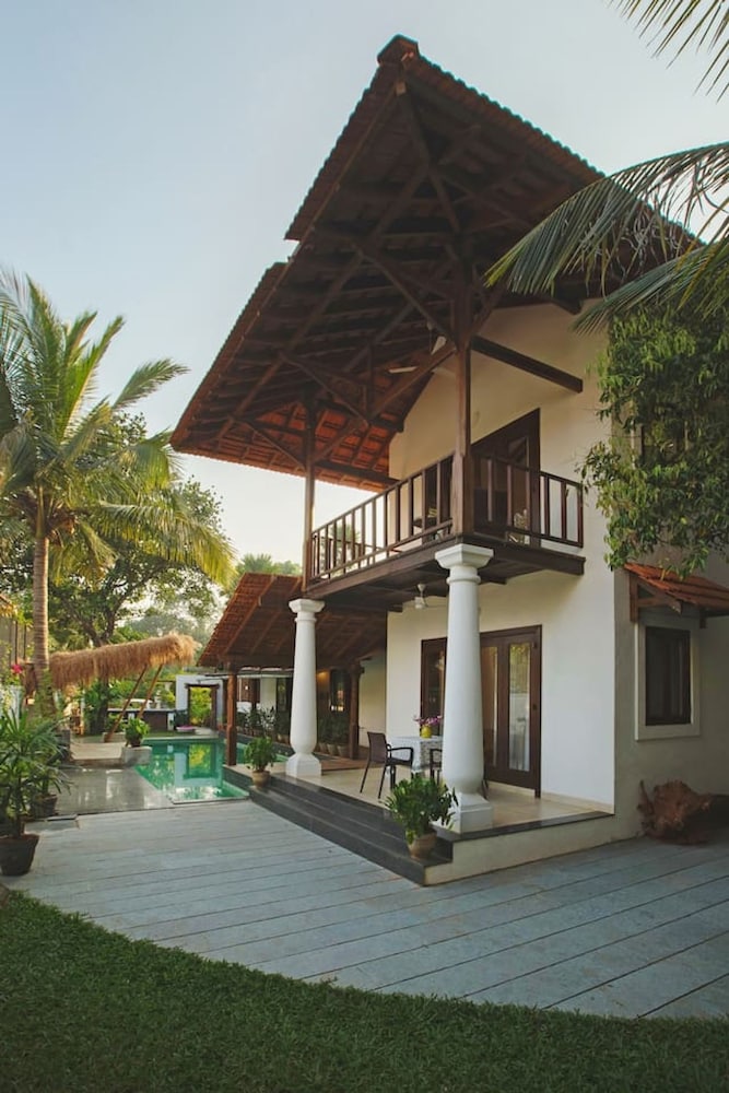 Villa photo 3