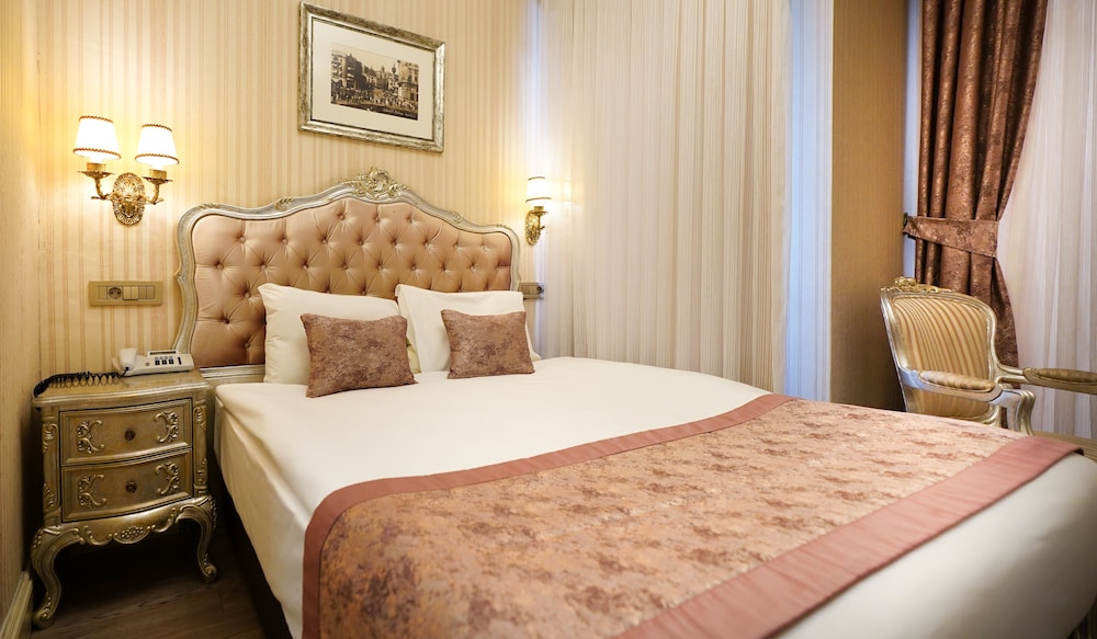 Standard Double Room, City View photo 1