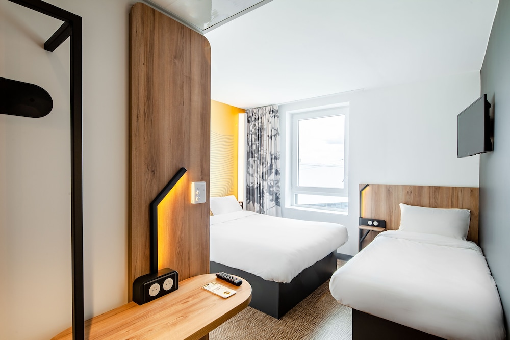 Triple Room - Photo 1