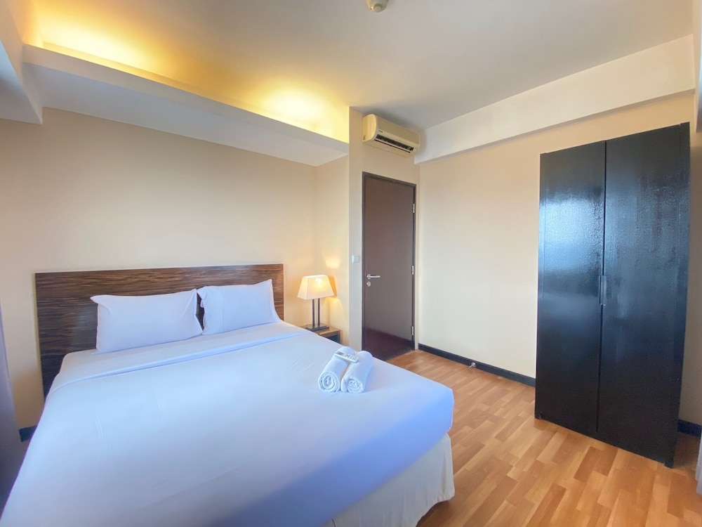 Room - Photo 7