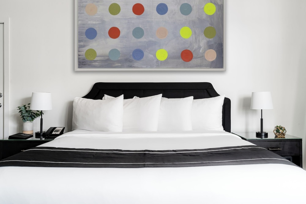 Superior Room, 1 King Bed - Photo 4