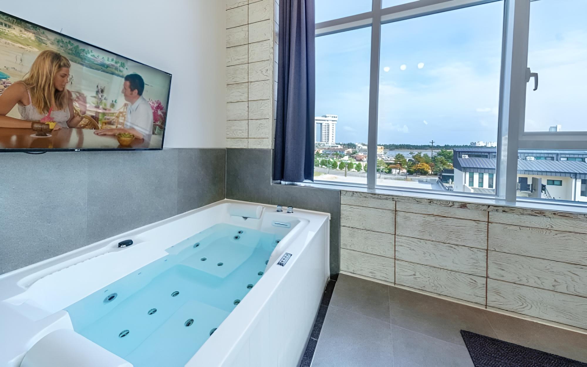 Room (Nobile 304 (Whirlpool Spa River View )