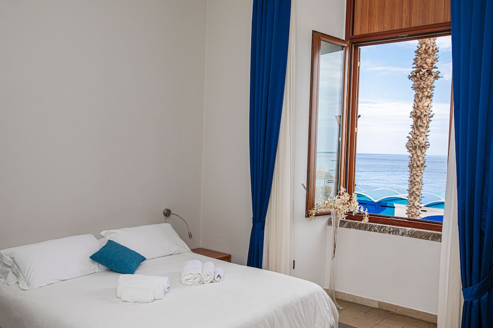 Camera doppia vista mare plus photo 1