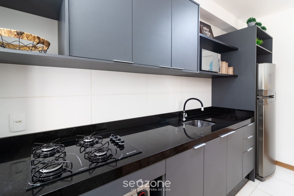Basic Apartment photo 3