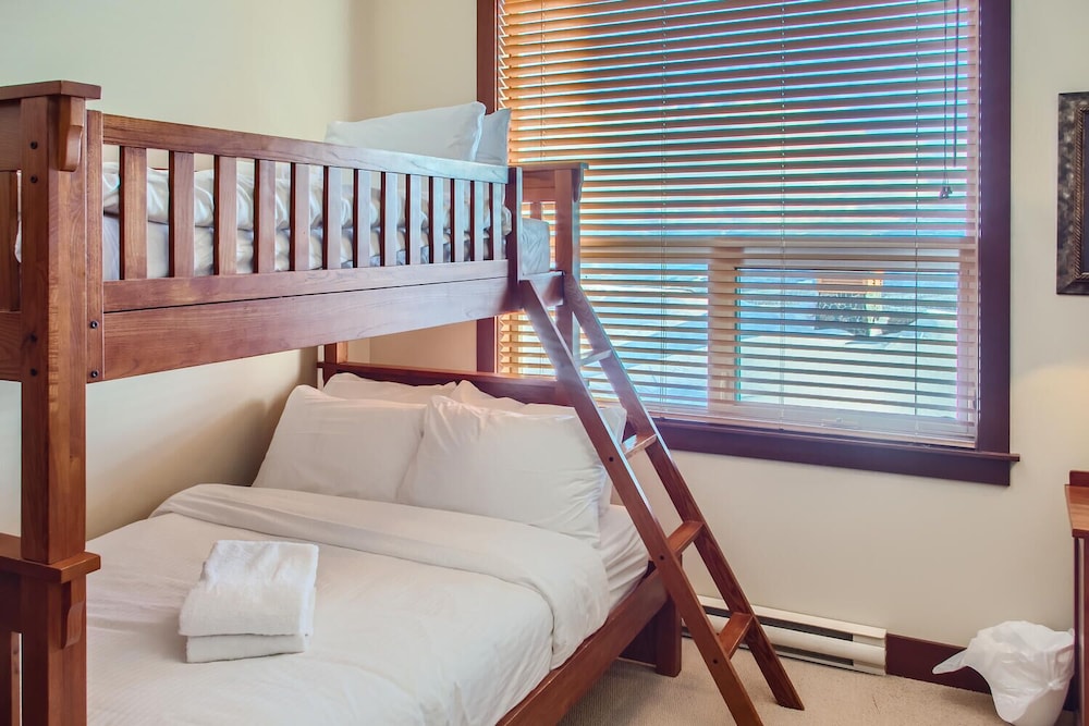 Stonegate Resort Unit A403 | 3 BR + LOFT photo 2