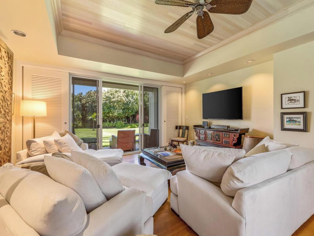 Condo, 2 Bedrooms, Garden View (N3) photo 1