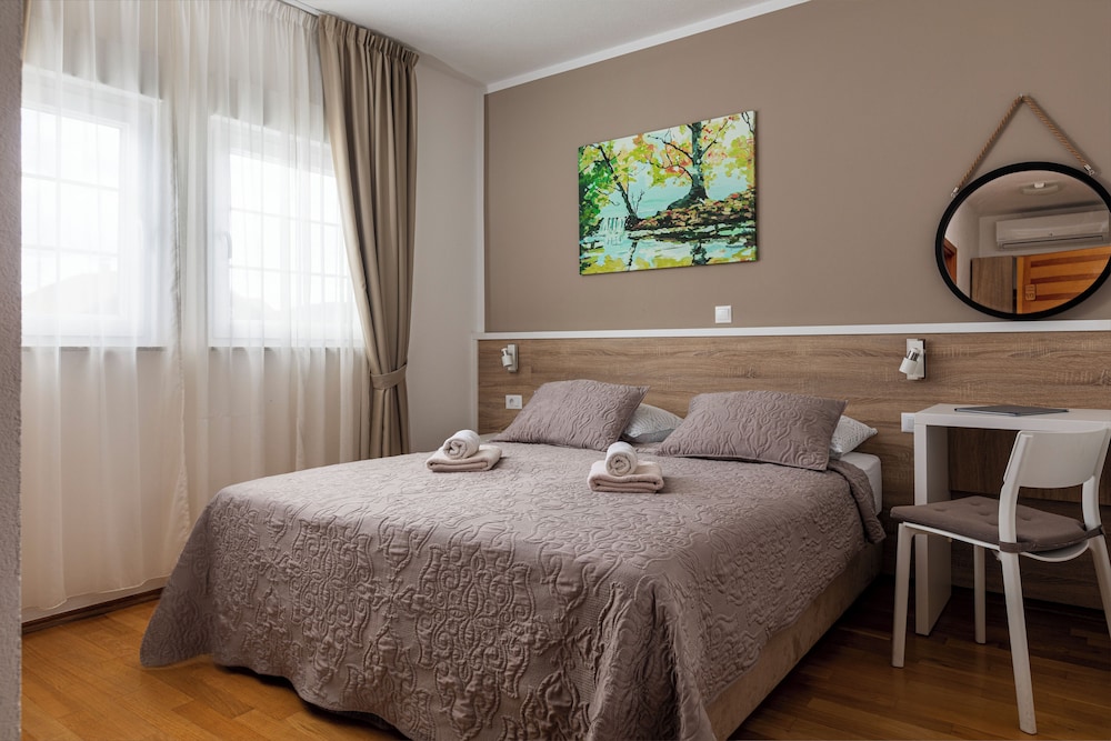 Superior Double Room (Villa Dora) photo 3