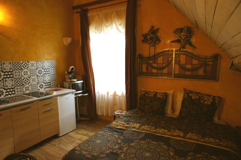 Superior Double Room, Ensuite, Park View (Bief) photo 3