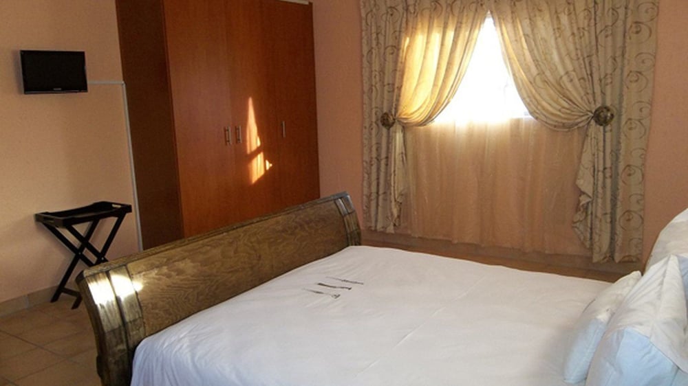 Comfort Double Or Twin Room, 1 Queen Bed, Non Smoking photo 2