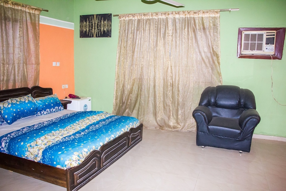 Standard Room photo 1