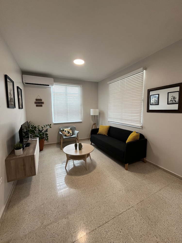 Comfort House, 3 Bedrooms, Kitchen photo 1