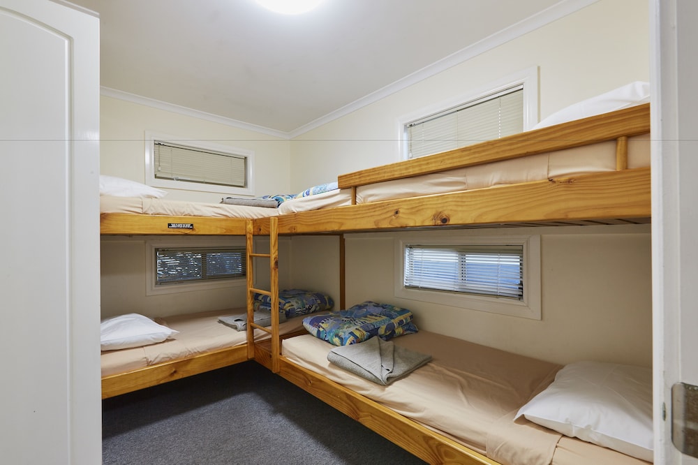 2 Bedroom Chalet - Sleeps 5 photo 2