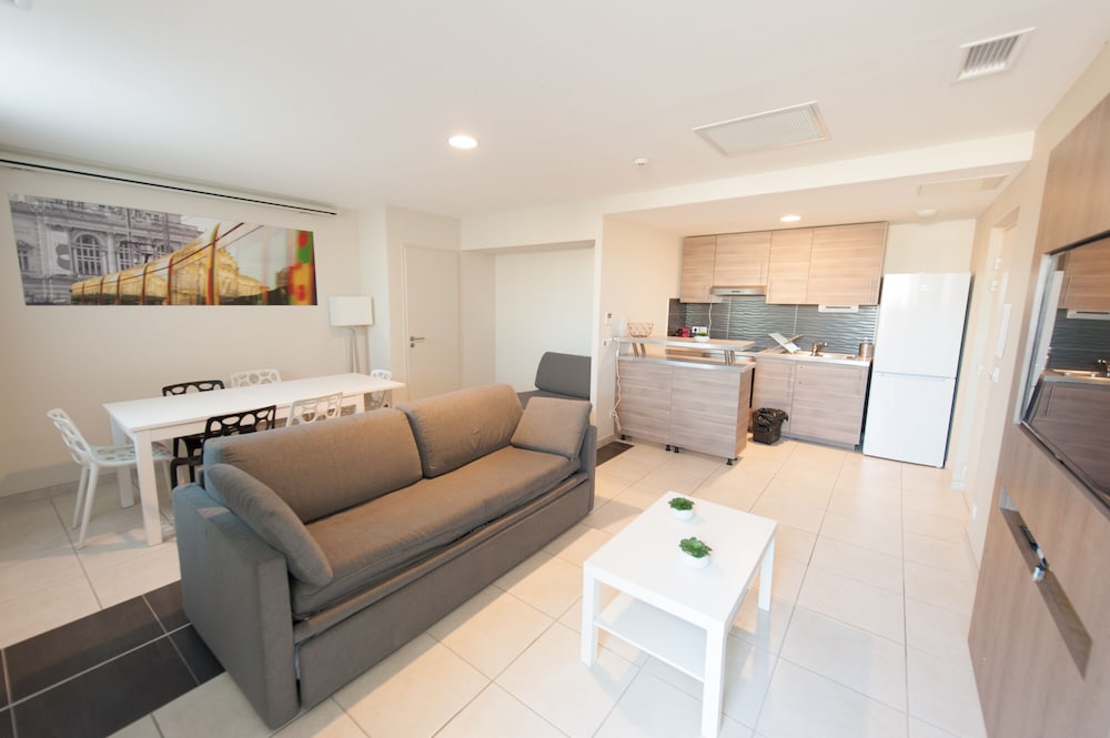 Standard Apartment, 1 King Bed, Non Smoking, Kitchen photo 1
