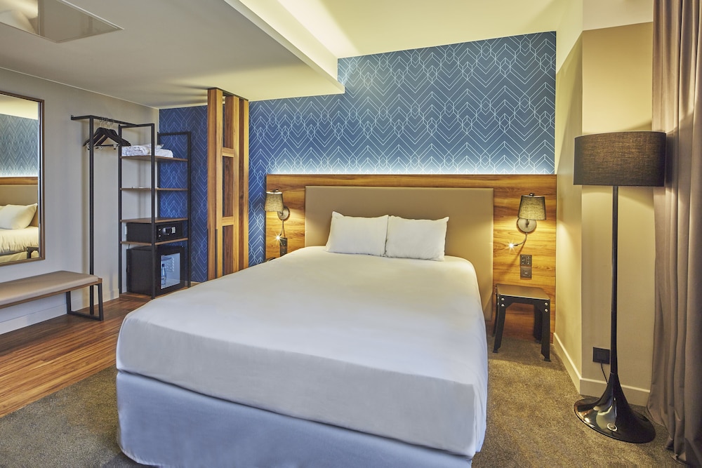 Standard Double Room - Photo 2